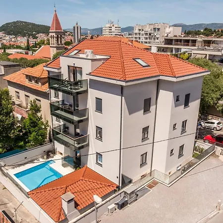 Apartment Marevola Grand Penthouse Split