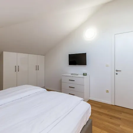 Marevola Grand Penthouse Apartment